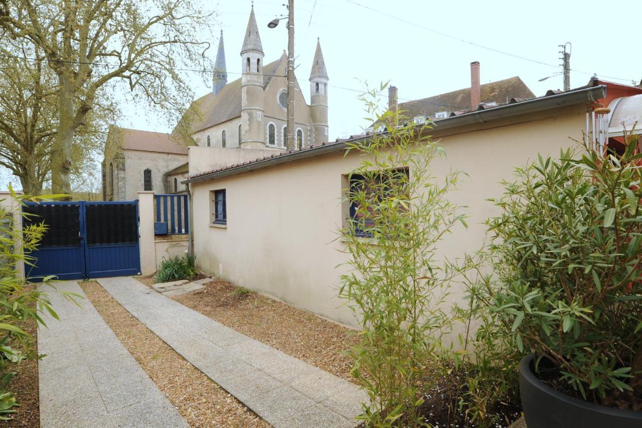 Le Saint Brice Villa Chartres Exterior photo